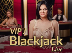 李源一转了一圈没找到球，随后战术犯规拉倒塞尔吉尼奥染黄